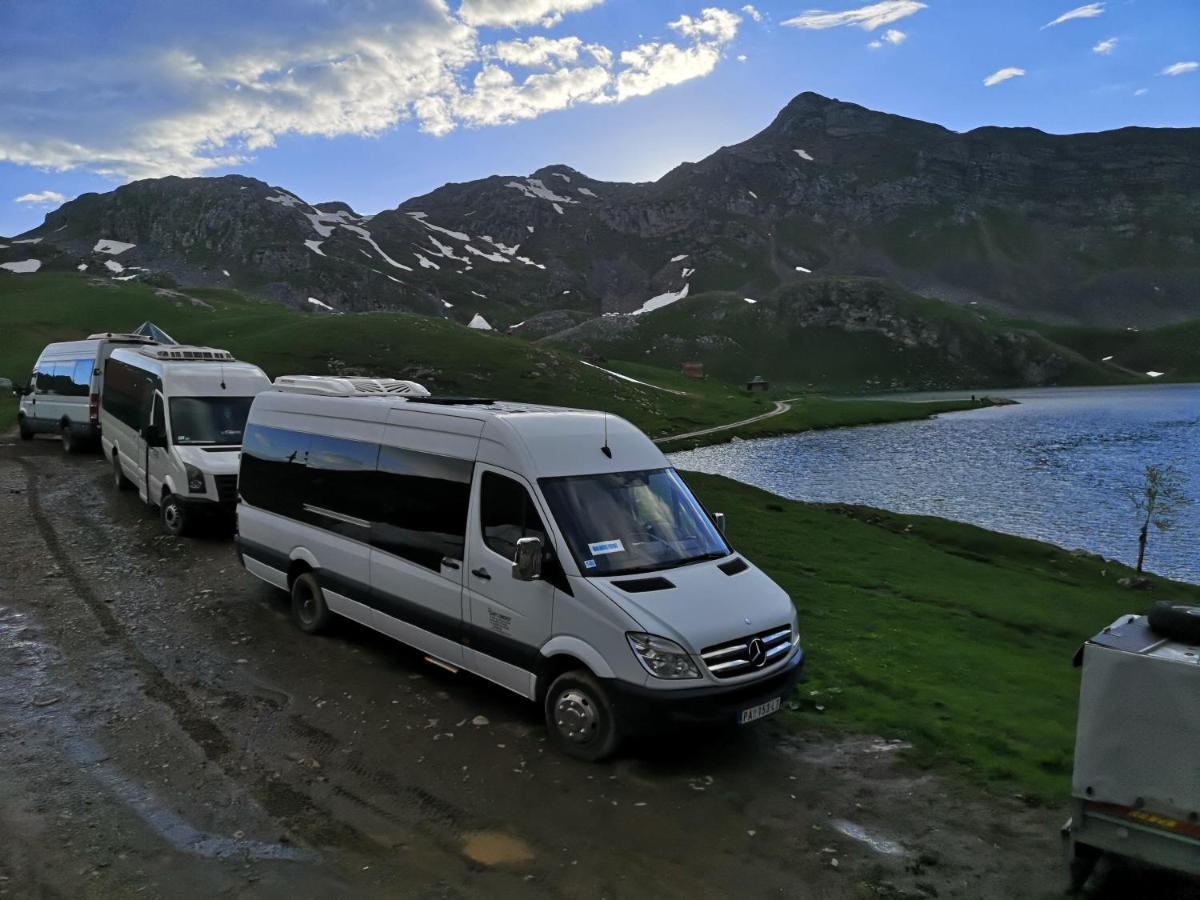 Rural Household Minic - Kapetanovo Jezero Vandrehjem Kolašin Eksteriør billede