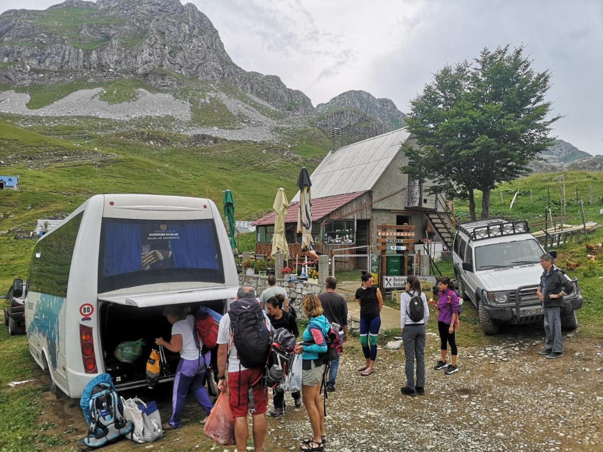 Rural Household Minic - Kapetanovo Jezero Vandrehjem Kolašin Eksteriør billede