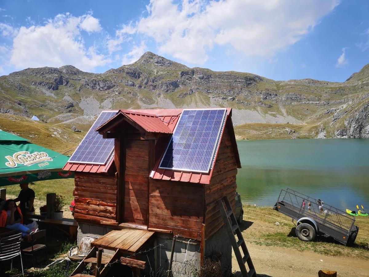 Rural Household Minic - Kapetanovo Jezero Vandrehjem Kolašin Eksteriør billede