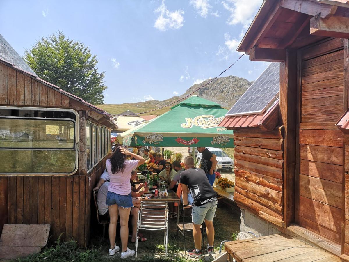 Rural Household Minic - Kapetanovo Jezero Vandrehjem Kolašin Eksteriør billede